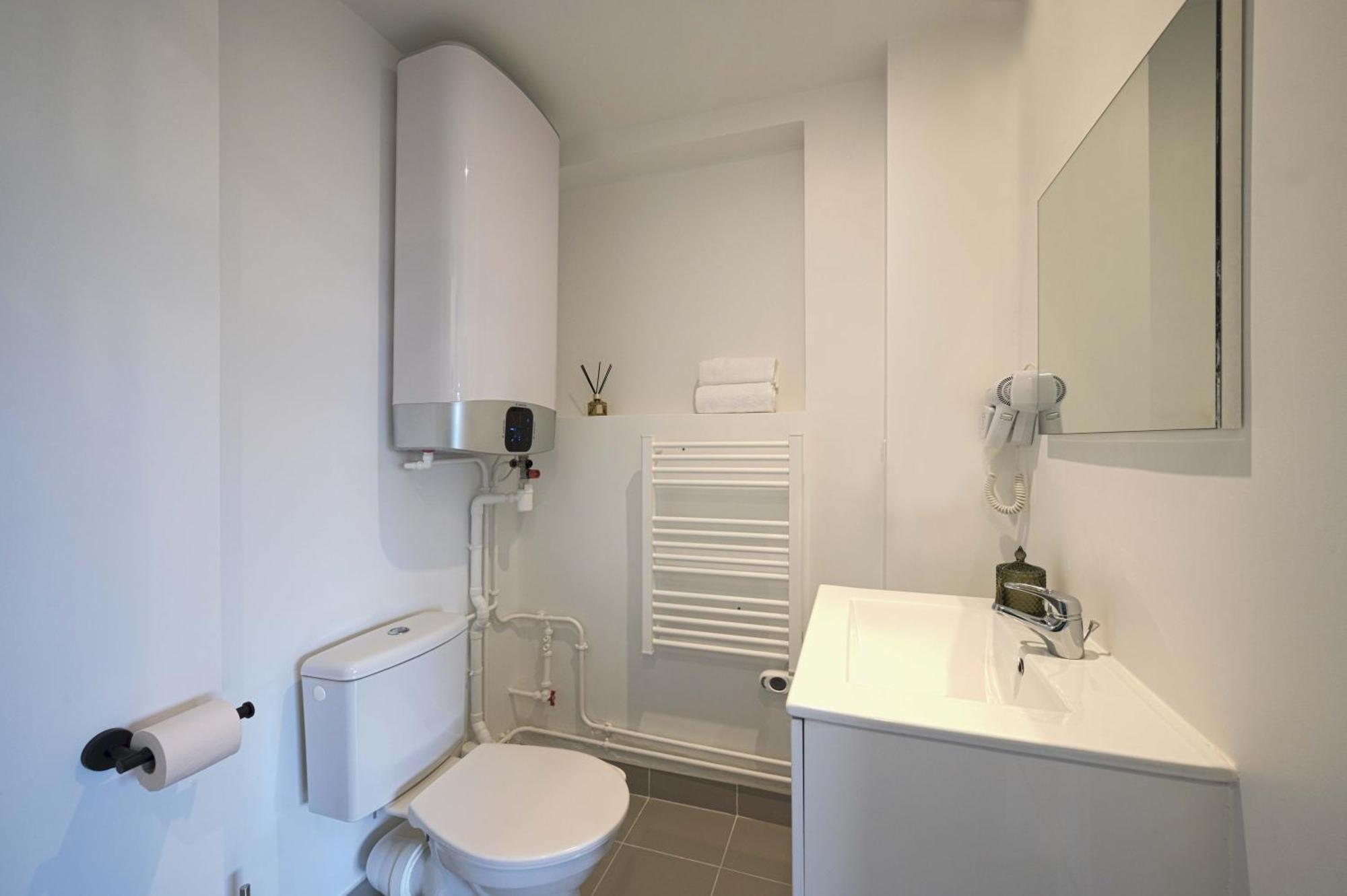 Modern Bright Apartment In Appart'Hotel Saint-Maur-des-Fosses Ngoại thất bức ảnh